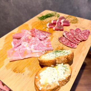 DANK.〜お肉とイタリアンなお店〜 ・ ・ ・ ・ ・ ︎営業時間 平…